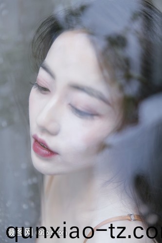 午夜免费视频