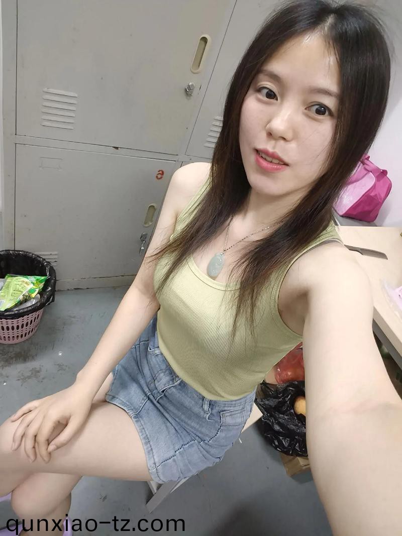 精品亚洲成AV人在线观看